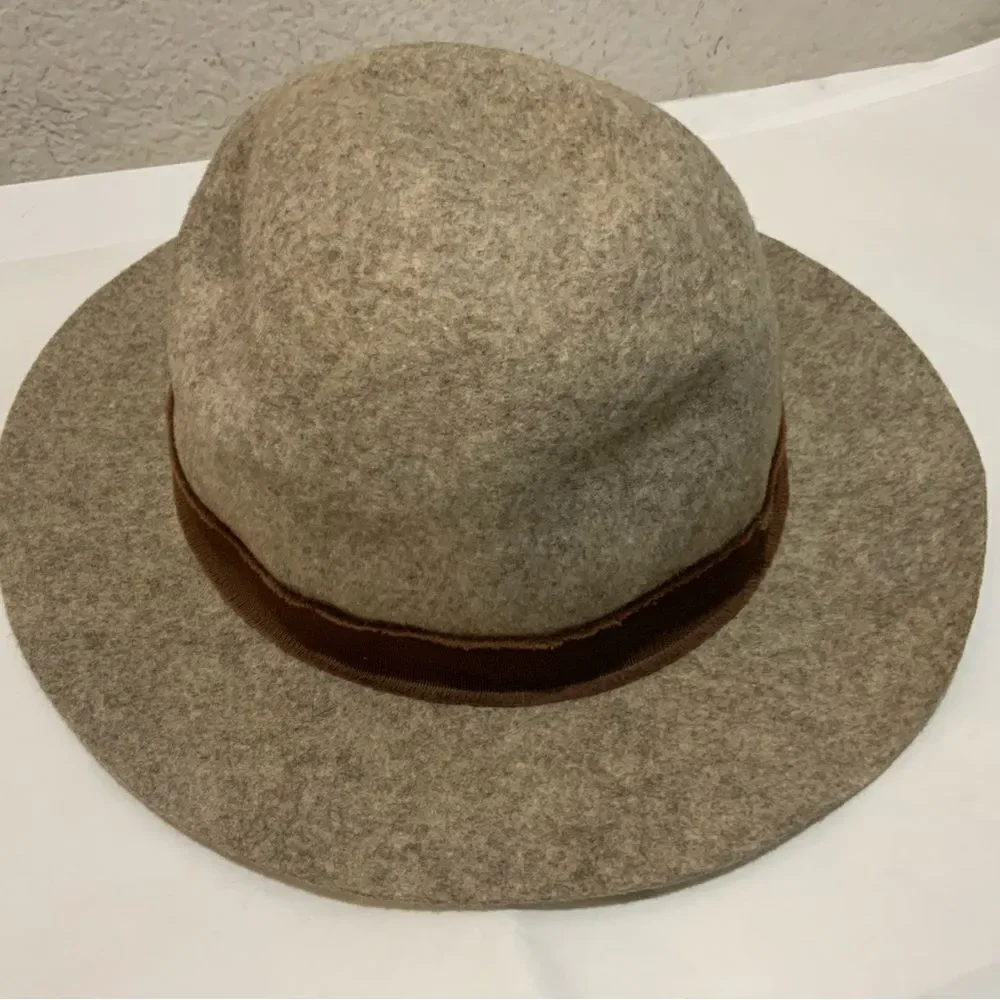 Hat Attack Tan Gray Wool Felt Hat With Brown  Ribbon Band